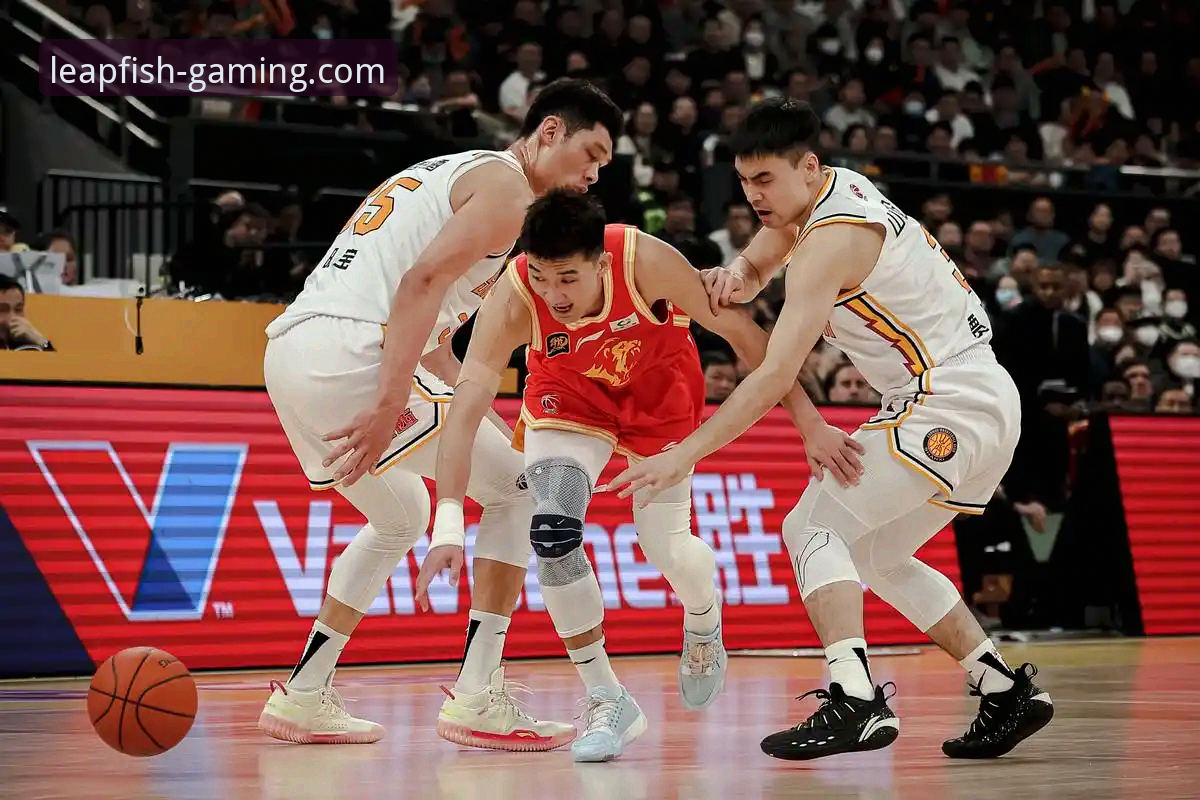 乐鱼官方正版下载 深度解析CBA焦点战:皮特森38分神迹与麦基空砍,一场逆转背后的战术博弈